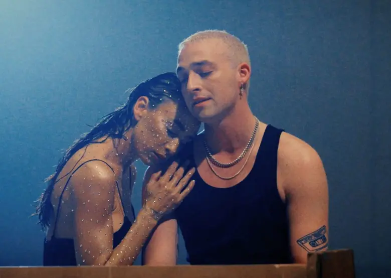 Maximillian ชวน Medina ส่งเพลงสุดซึ้ง "Lifetimes Away" สำหรับคนไม่มูฟออน สะเทือนอารมณ์ทุกท่อน สมเป็นผลงานดูเอ็ตของศิลปินป็อปจากเดนมาร์ก
