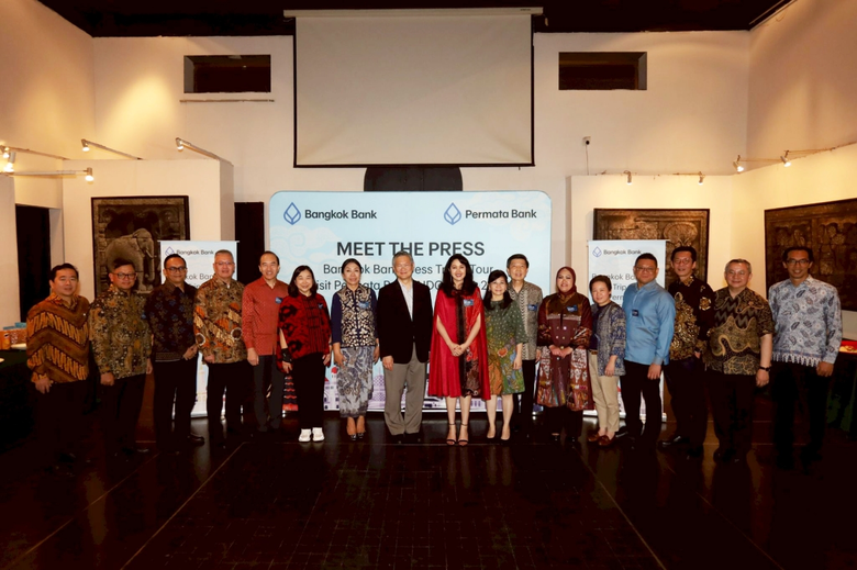 Bangkok Bank joins Permata Bank to enhance service capabilities, driving trade and investment in line with the 'Connecting ASEAN' strategy while inviting Thai media to a study visit in Indonesia